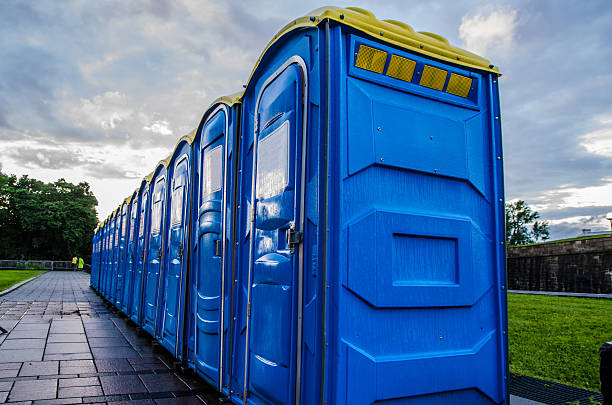 Best Portable restroom trailer rental  in Sauk Vlage, IL